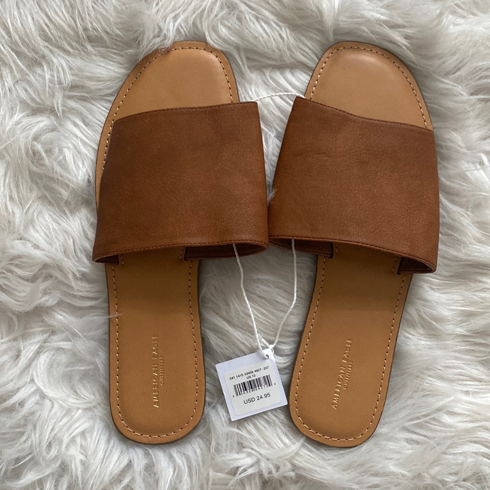 American eagle sandals